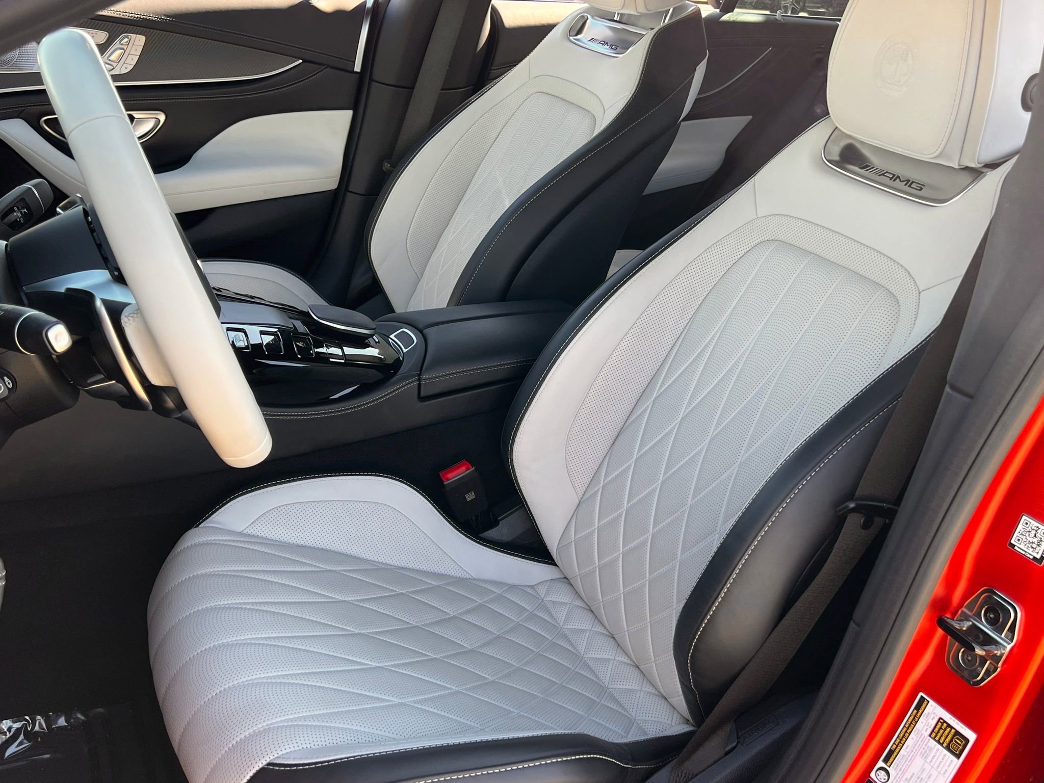 Used 2024 Mercedes-Benz AMG GT 63 image 4