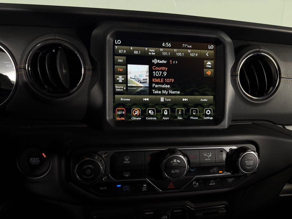 Used 2023 Jeep Wrangler Unlimited Sahara image 18