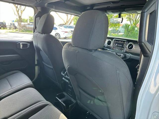 Certified 2023 Jeep Gladiator Overland AWD/4WD image 42