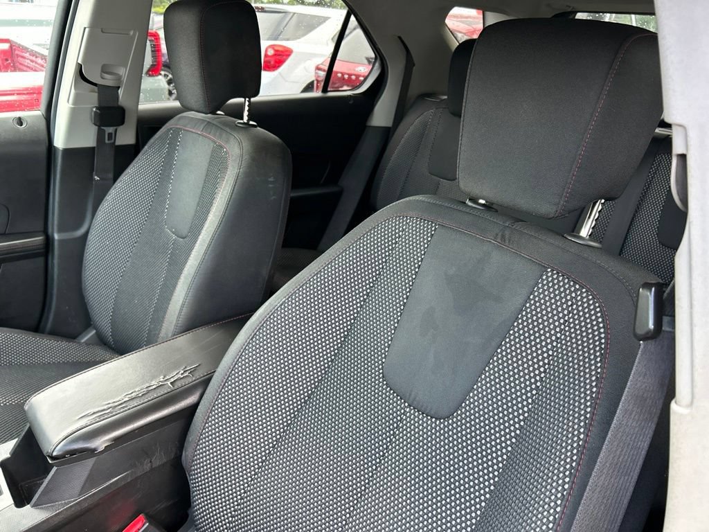 Used 2015 Chevrolet Equinox LT w/ Driver Convenience Package FWD image 19