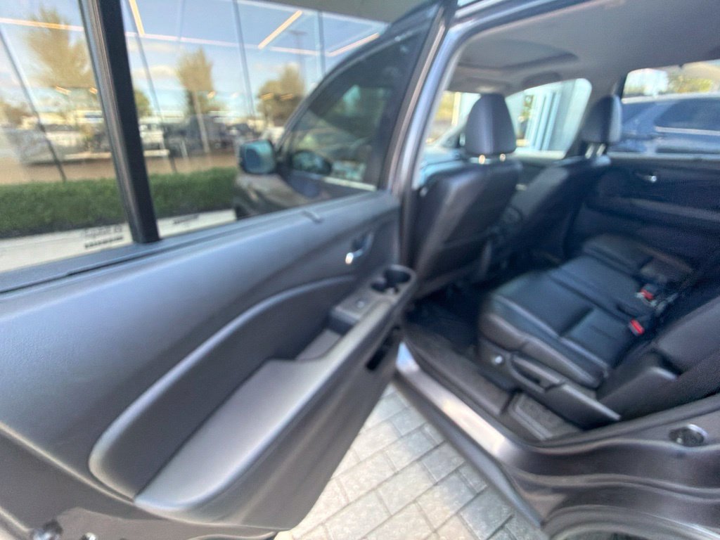 Used 2022 Honda Pilot Special Edition image 13