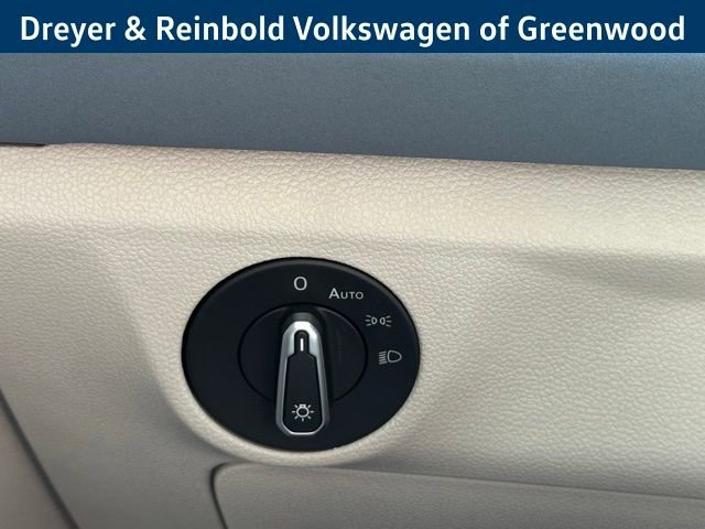New 2026 Volkswagen Jetta SE FWD image 16