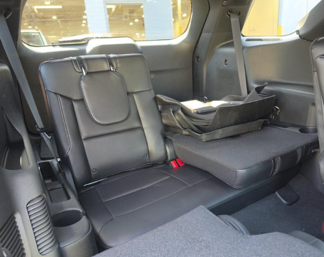 Used 2023 Ford Explorer ST w/ Equipment Group 401A AWD/4WD image 11