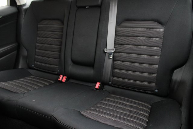 Used 2016 Ford Fusion SE image 19