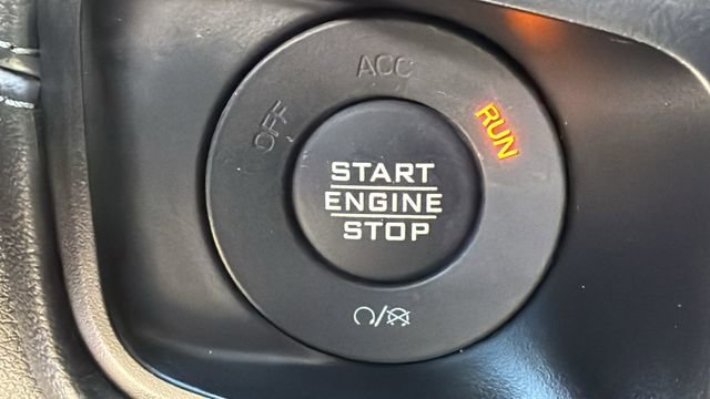 Used 2024 Jeep Wrangler Unlimited Rubicon image 17