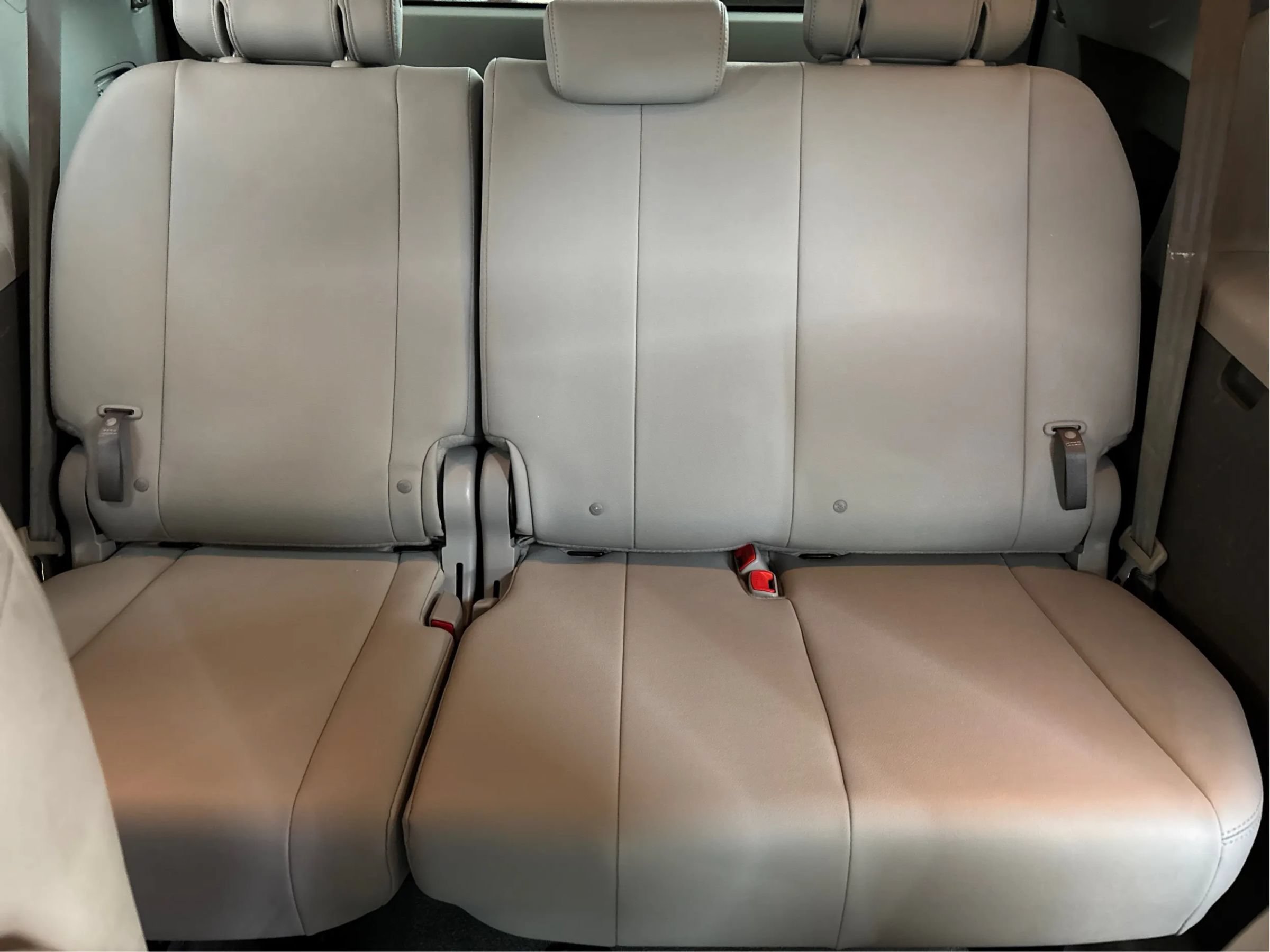 Used 2015 Toyota Sienna XLE w/ XLE Navigation Package AWD/4WD image 42