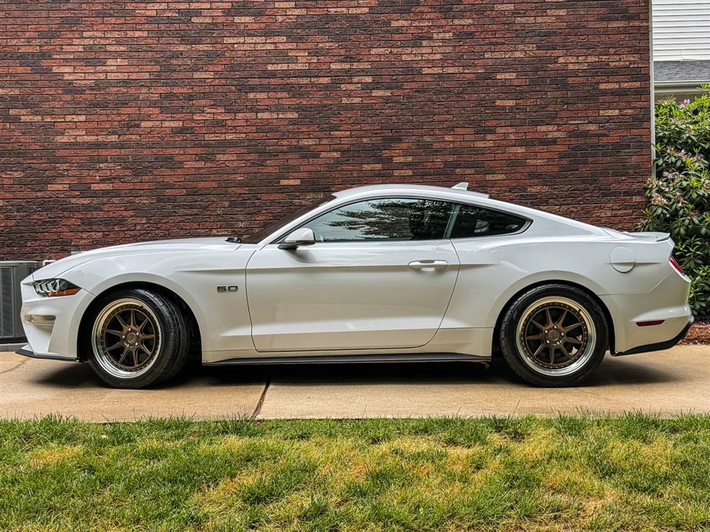 Used 2023 Ford Mustang GT Premium w/ Equipment Group 401A RWD image 9