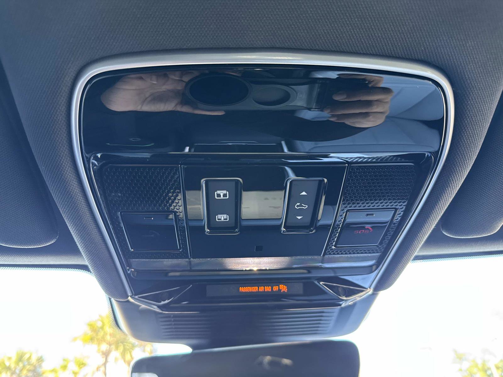 Certified 2025 Land Rover Range Rover Sport Dynamic SE image 28