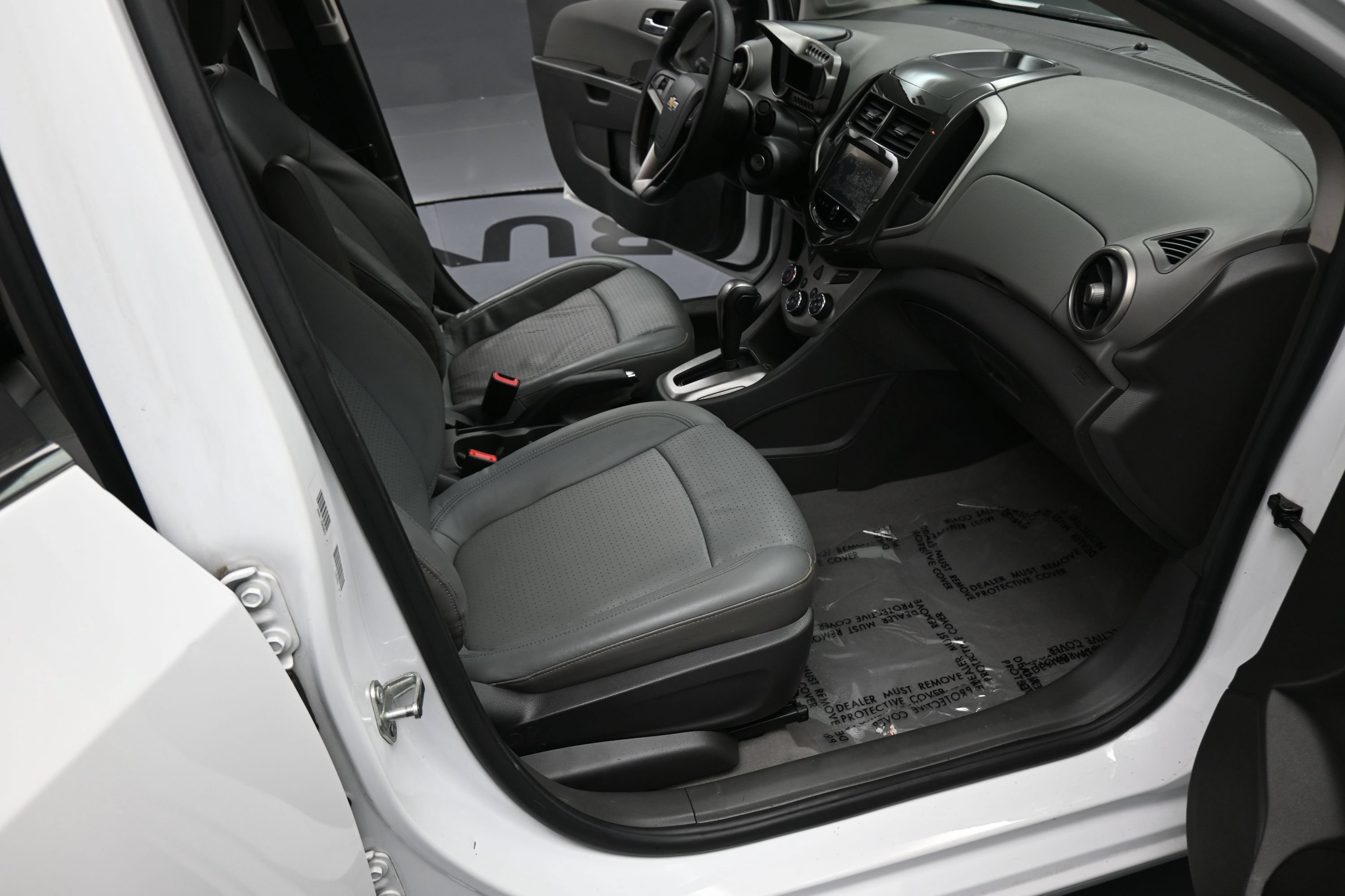 Used 2015 Chevrolet Sonic LTZ FWD image 20