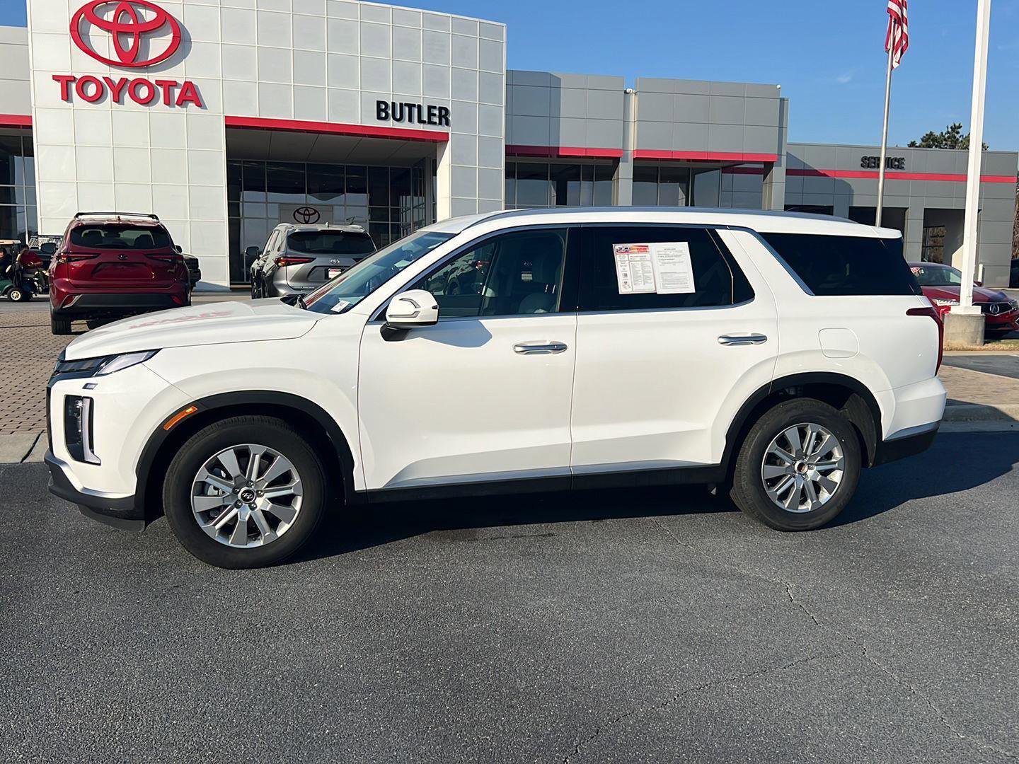 Used 2025 Hyundai Palisade SEL image 3