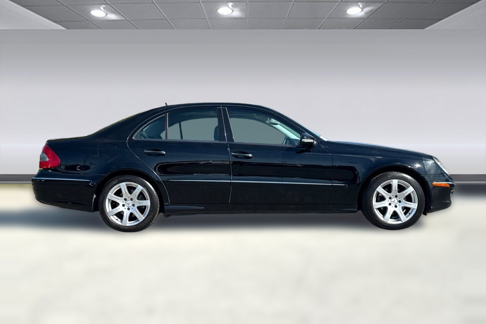 Used 2007 Mercedes-Benz E 350 Sedan image 8