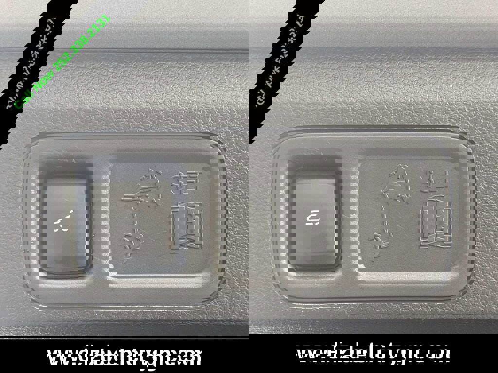 Used 2023 Ford Expedition Max XLT image 15