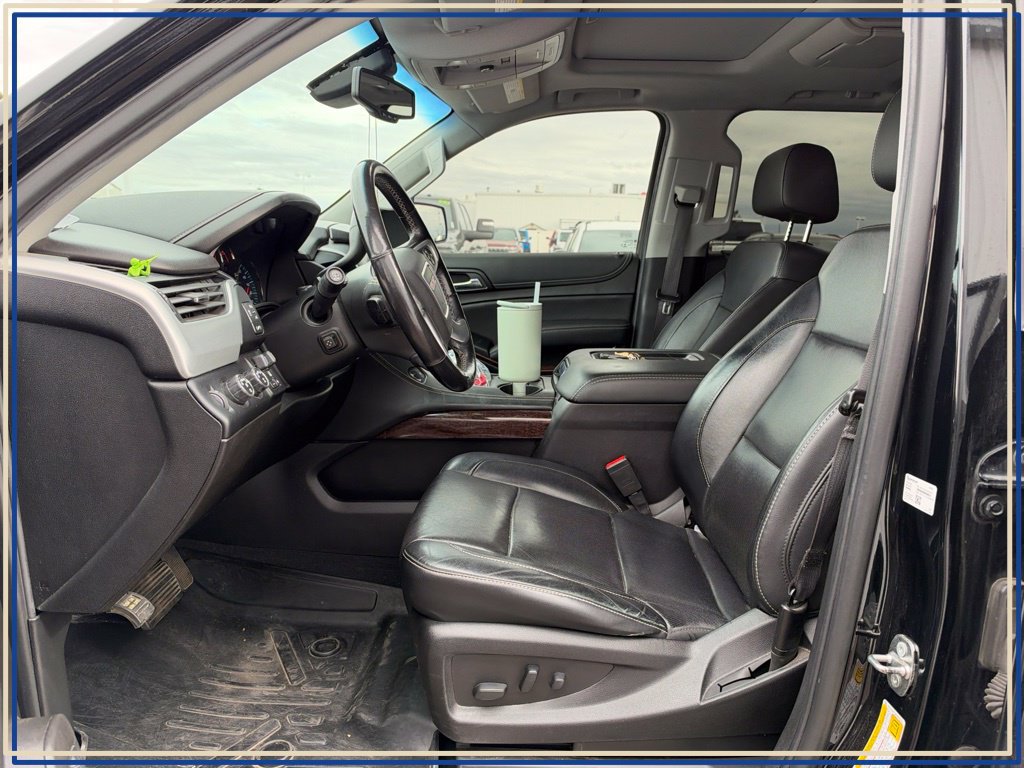 Used 2019 GMC Yukon XL SLT AWD/4WD image 2