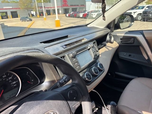 Used 2013 Toyota RAV4 LE image 8