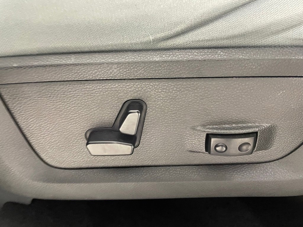 Used 2019 RAM 1500 Big Horn image 11