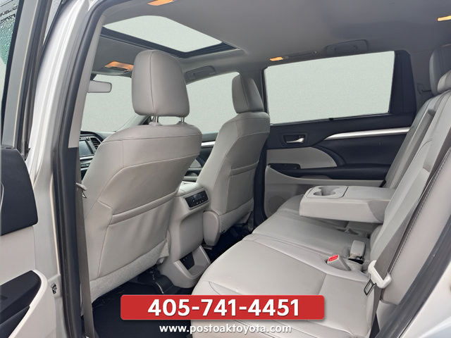 Used 2019 Toyota Highlander XLE w/ Protection Package #3 AWD/4WD image 13
