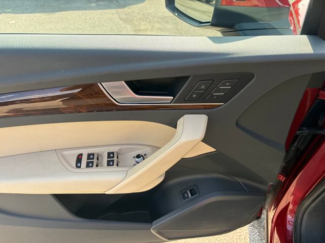 Used 2018 Audi Q5 2.0T Premium Plus AWD/4WD image 6