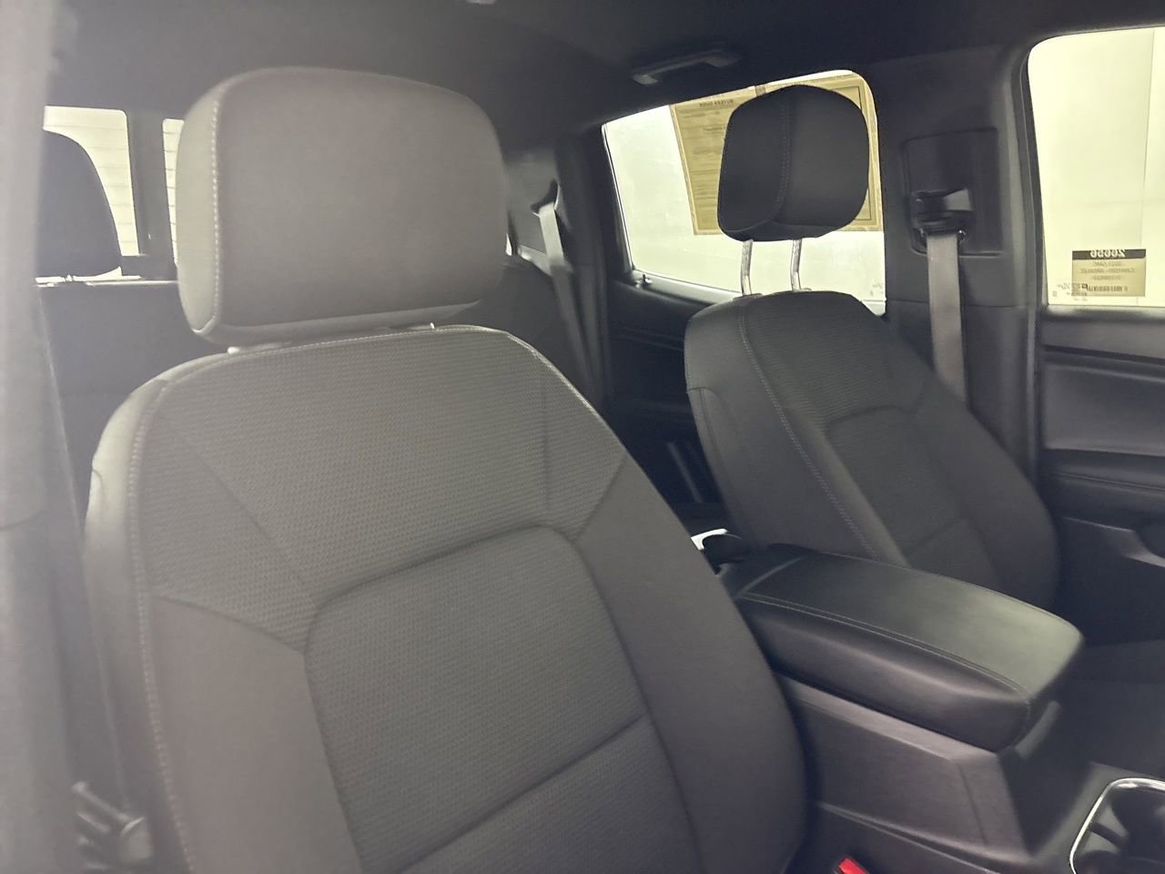 Used 2025 GMC Canyon Elevation image 26