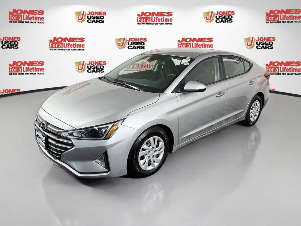 Used 2020 Hyundai Elantra SE w/ Cargo Package (C1) FWD image 11