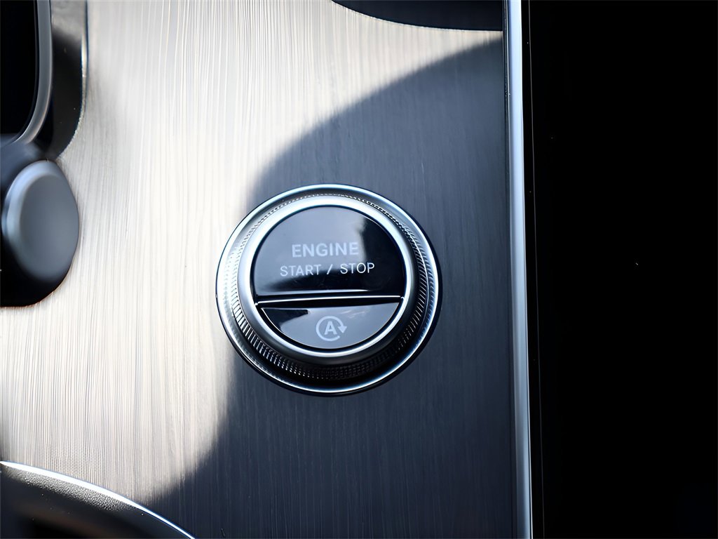 Certified 2025 Mercedes-Benz C 300 4MATIC Sedan image 54