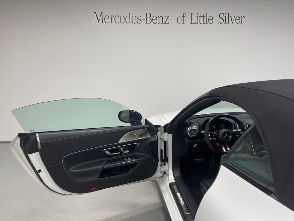 Used 2022 Mercedes-Benz SL 63 AMG 4MATIC image 17