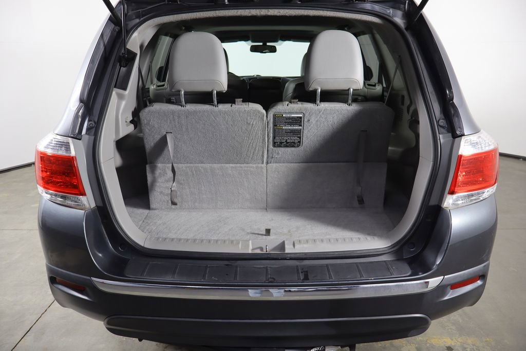Used 2012 Toyota Highlander Limited w/ Tow Pkg image 19