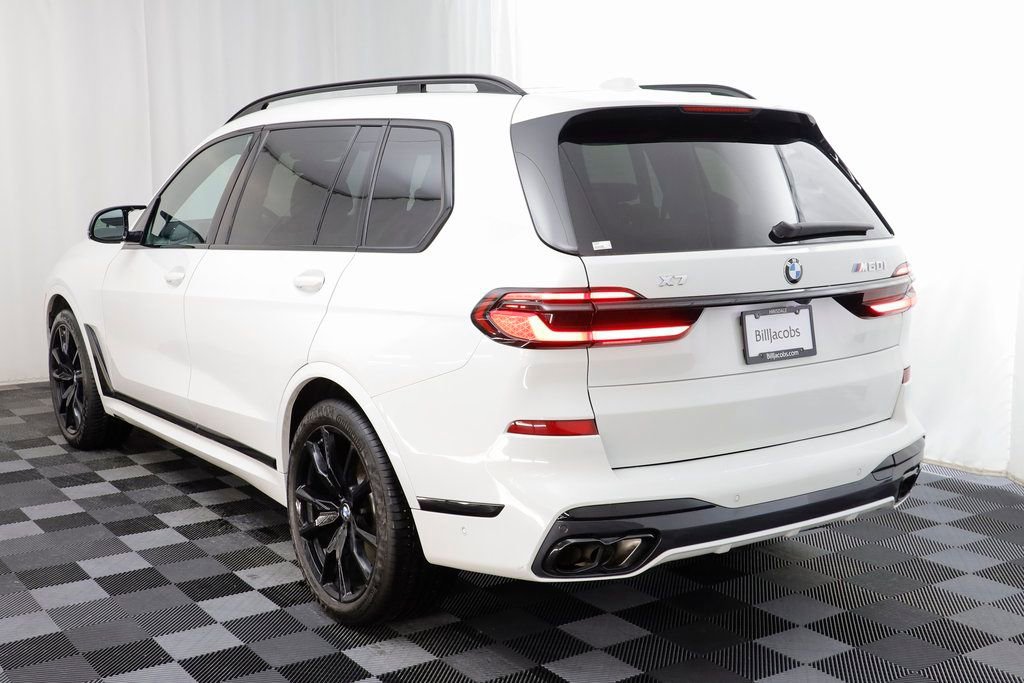 Used 2025 BMW X7 M60i image 16