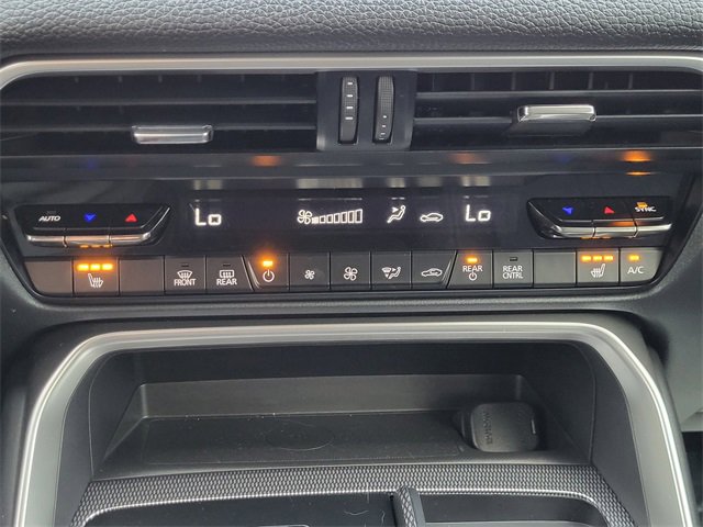 Used 2025 MAZDA CX-70 Plug-In Hybrid w/ Premium Pkg image 14