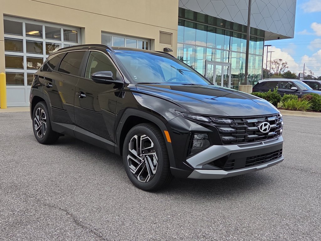 New 2026 Hyundai Tucson SEL Plus w/ Tow & Go Package FWD image 2