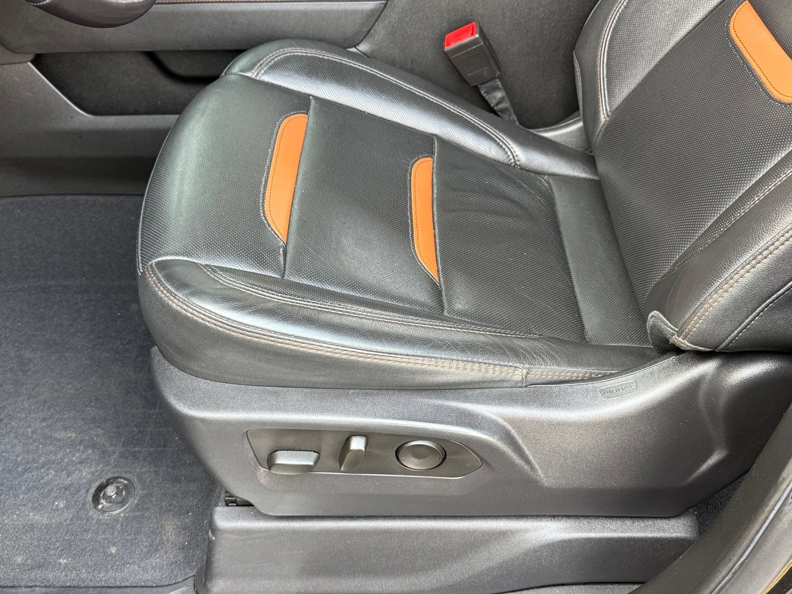 Used 2023 GMC Sierra 1500 AT4 AWD/4WD image 40