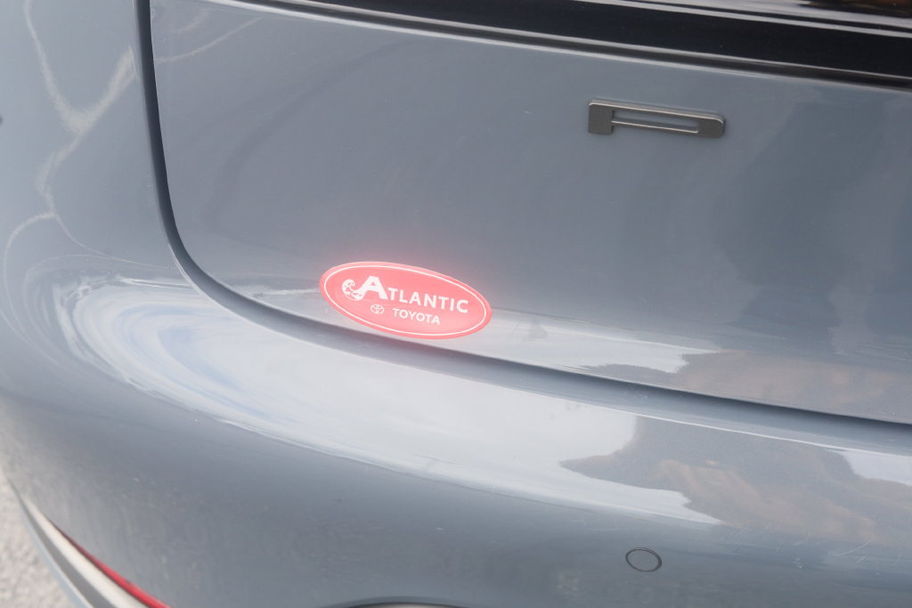 Used 2025 Toyota Prius LE FWD image 27