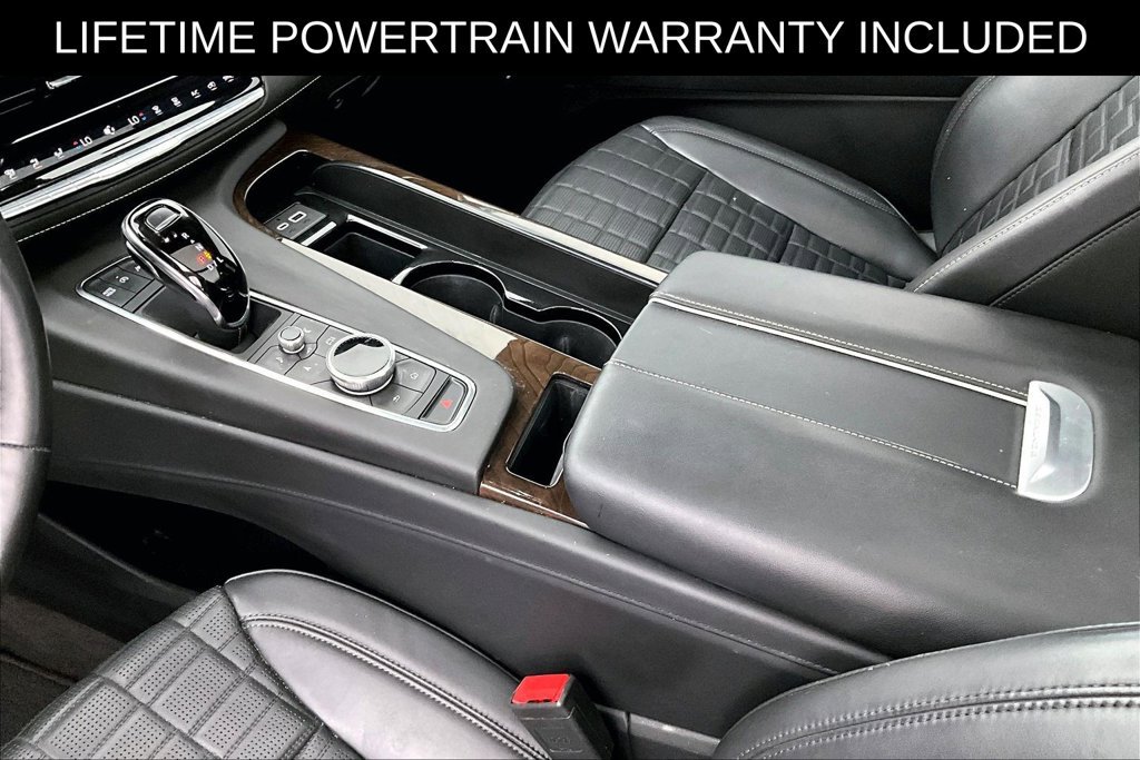 Used 2024 Cadillac Escalade Sport Platinum RWD image 15