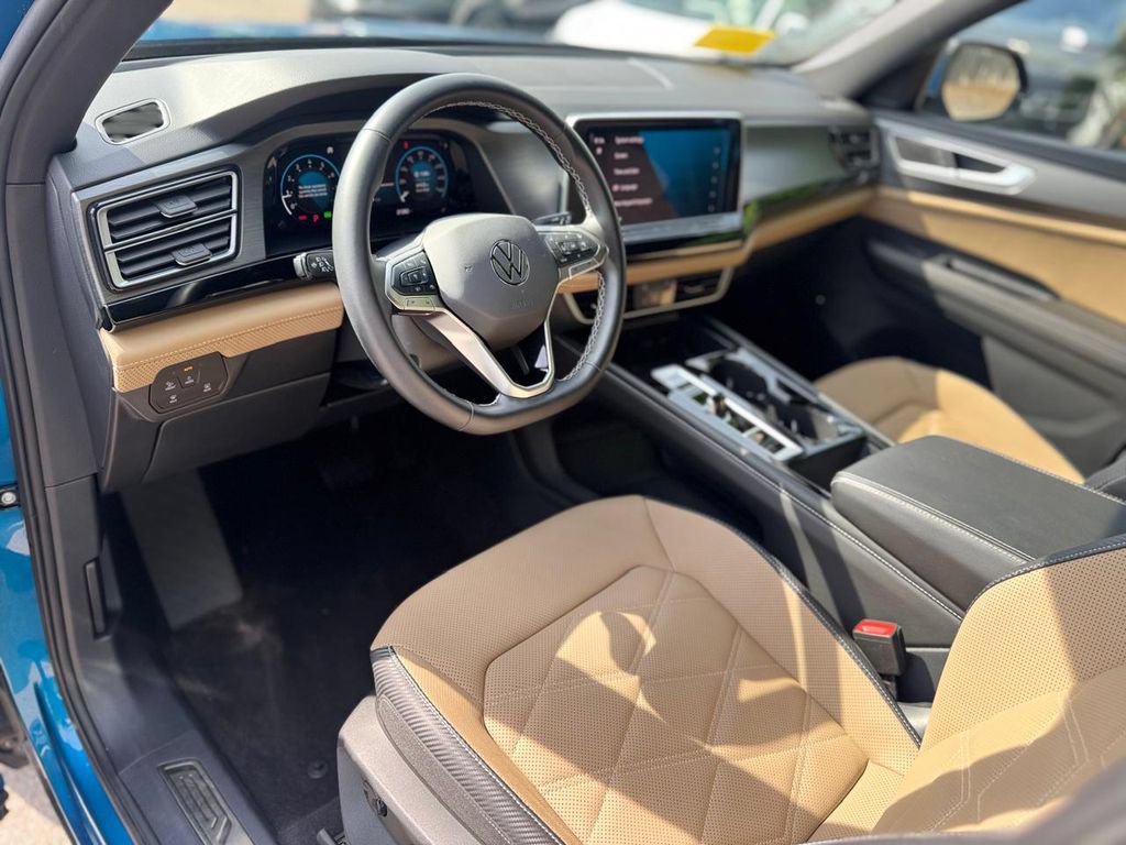 Used 2024 Volkswagen Atlas Cross Sport SE w/ Panoramic Sunroof Package AWD/4WD image 13