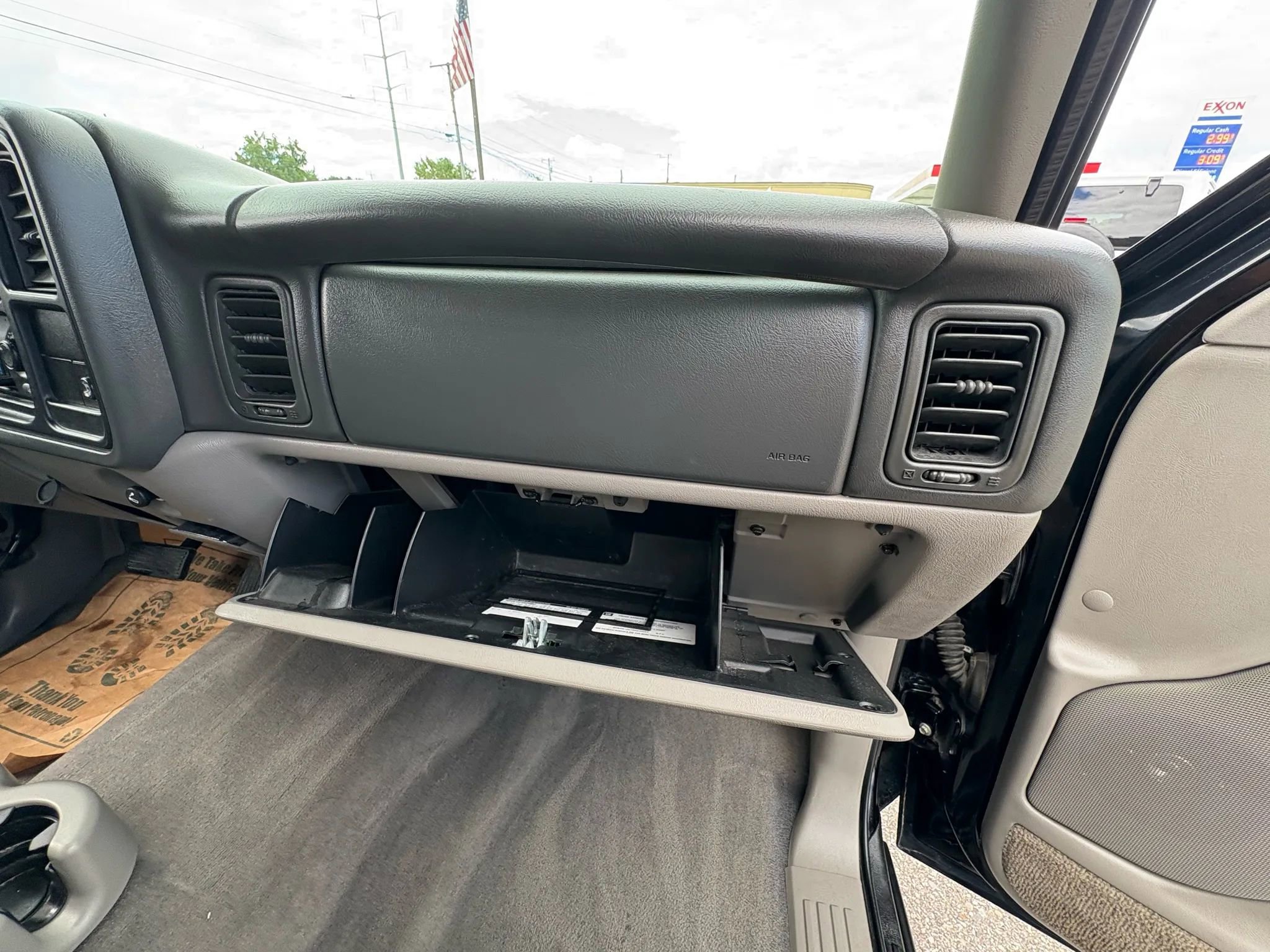 Used 2005 Chevrolet Avalanche Z71 w/ Preferred Equipment Group image 12