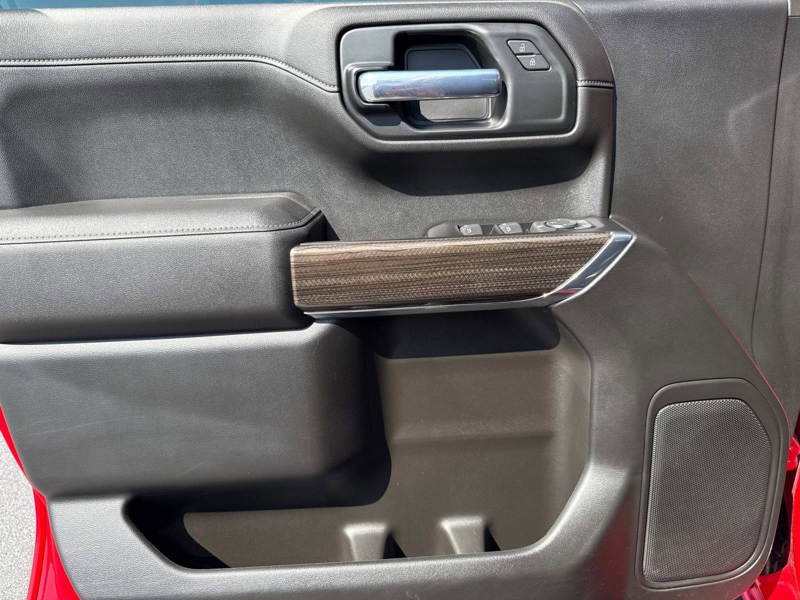 Used 2022 Chevrolet Silverado 1500 LT Trail Boss w/ Safety Package image 16