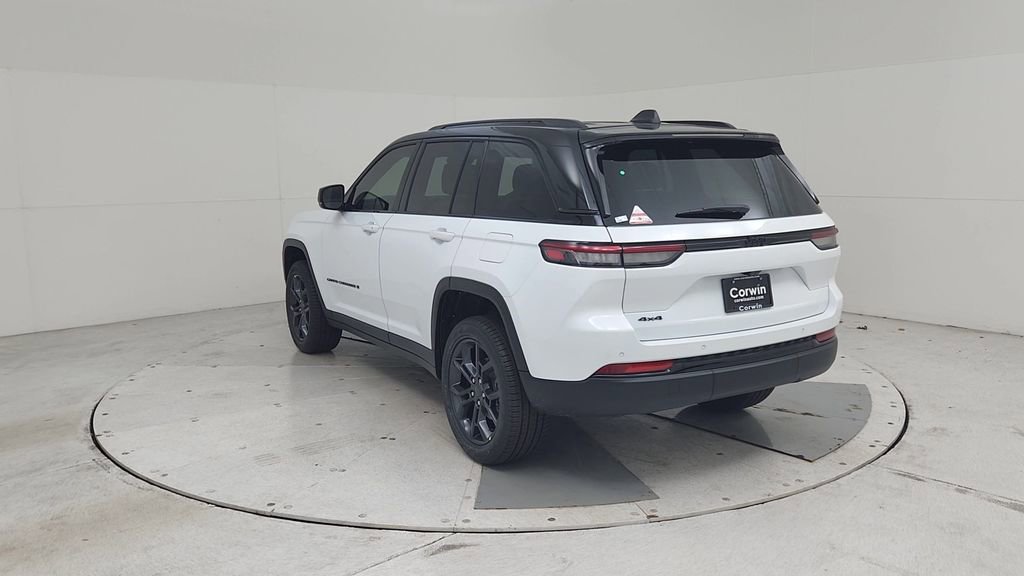 New 2025 Jeep Grand Cherokee Limited image 10