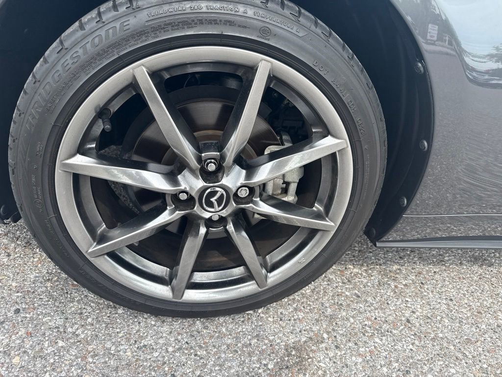Used 2023 MAZDA MX-5 Miata Grand Touring RWD image 3