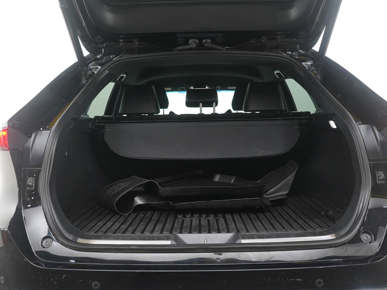 Used 2022 Toyota Venza Limited AWD/4WD image 17