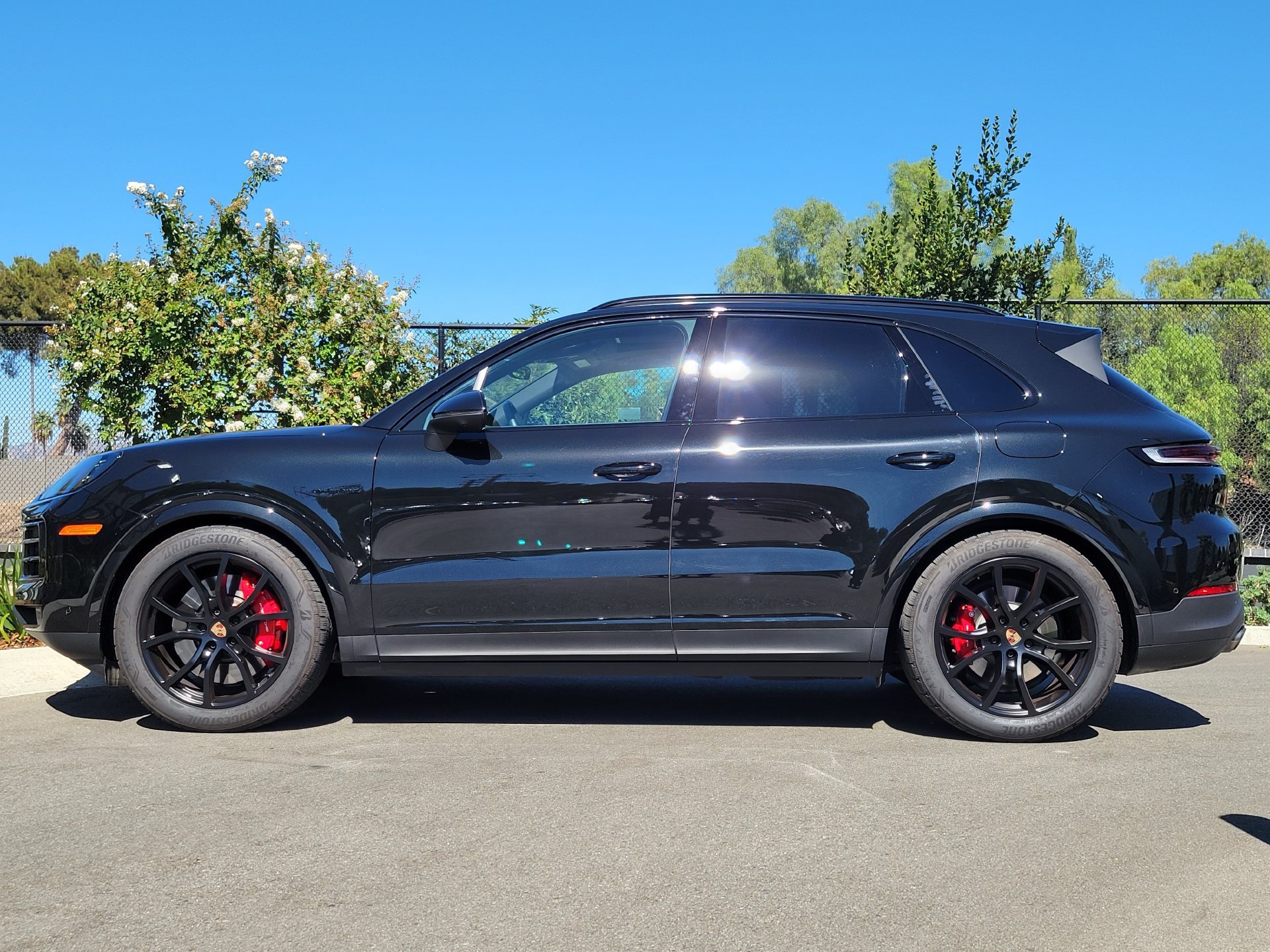 Used 2026 Porsche Cayenne S AWD/4WD image 2