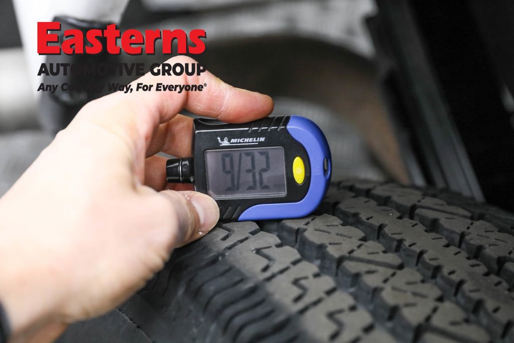 Used 2023 Chevrolet Express 3500 LS image 27