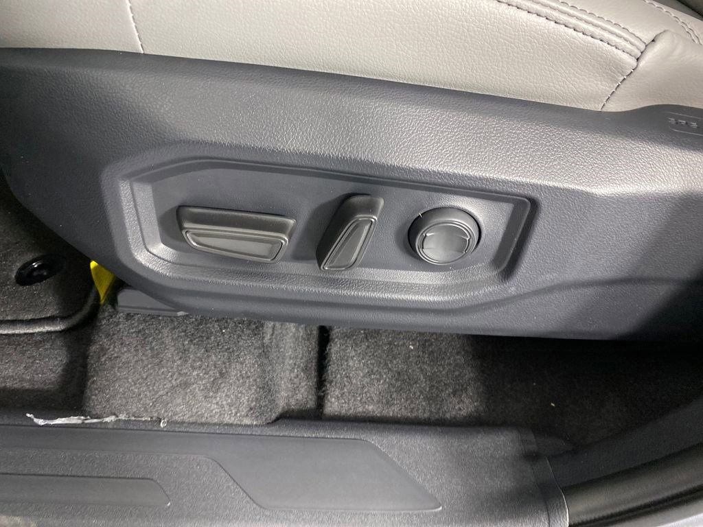 New 2026 Toyota Tundra SR5 image 8