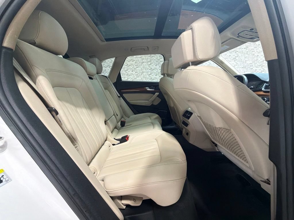 Used 2023 Audi Q5 2.0T Premium Plus AWD/4WD image 11