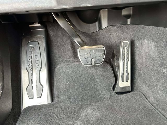 Used 2023 BMW 430i xDrive Convertible w/ M Sport Package AWD/4WD image 29