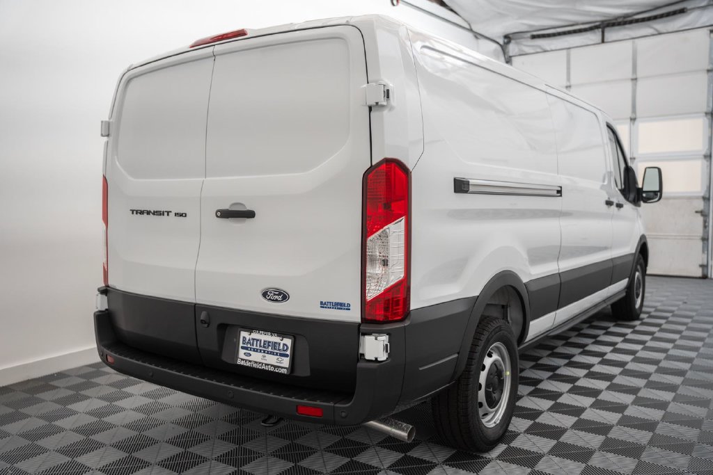 New 2026 Ford Transit 150 Low Roof w/ Load Area Protection Package RWD image 5