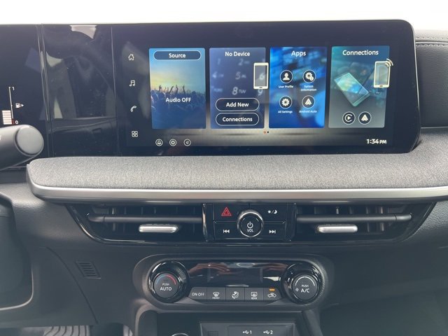 New 2026 Nissan Kicks SV image 15