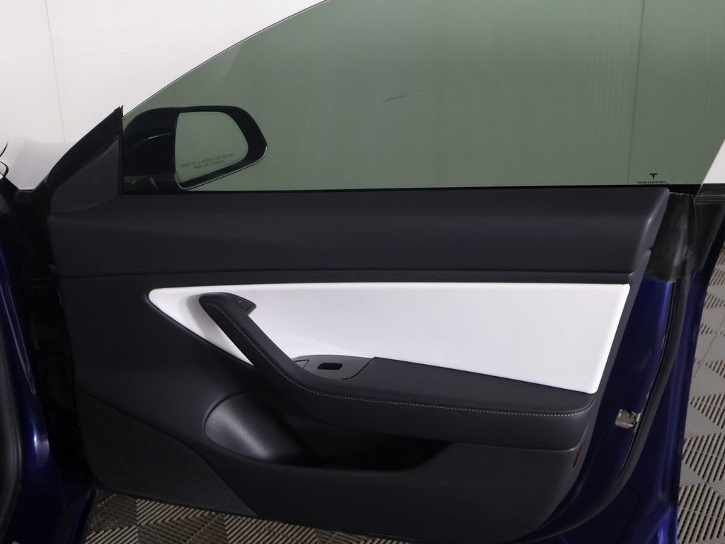 Used 2018 Tesla Model 3 Long Range AWD/4WD image 18