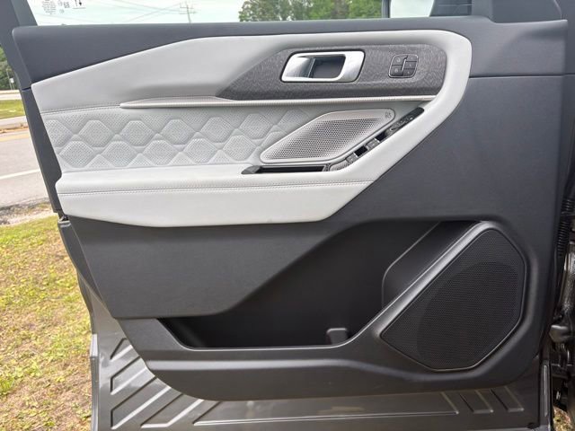 New 2026 Ford Explorer Platinum w/ LUX Leather Package AWD/4WD image 10