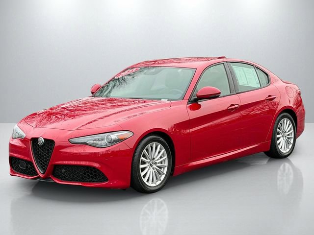 Used 2023 Alfa Romeo Giulia Sprint image 4