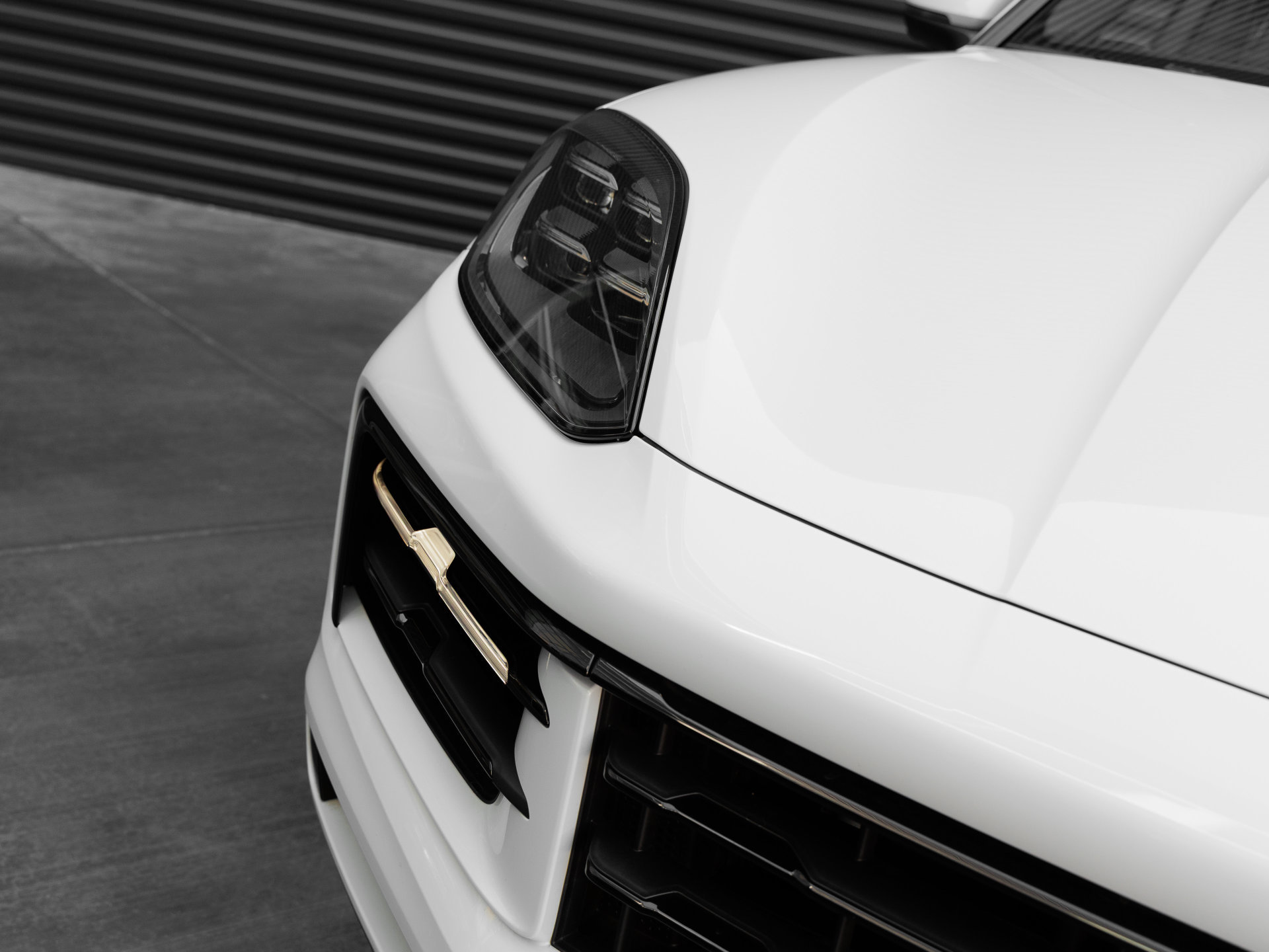 Certified 2025 Porsche Cayenne Coupe AWD/4WD image 41