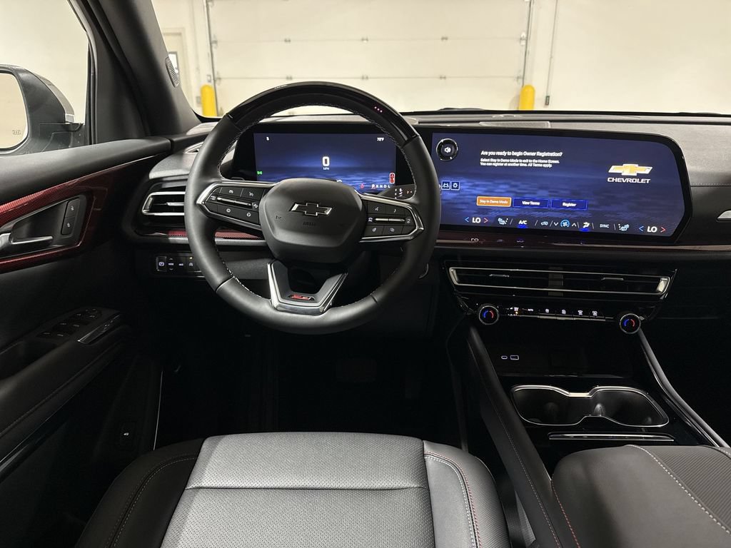 New 2026 Chevrolet Traverse Z71 w/ Enhanced Driving Package AWD/4WD image 11
